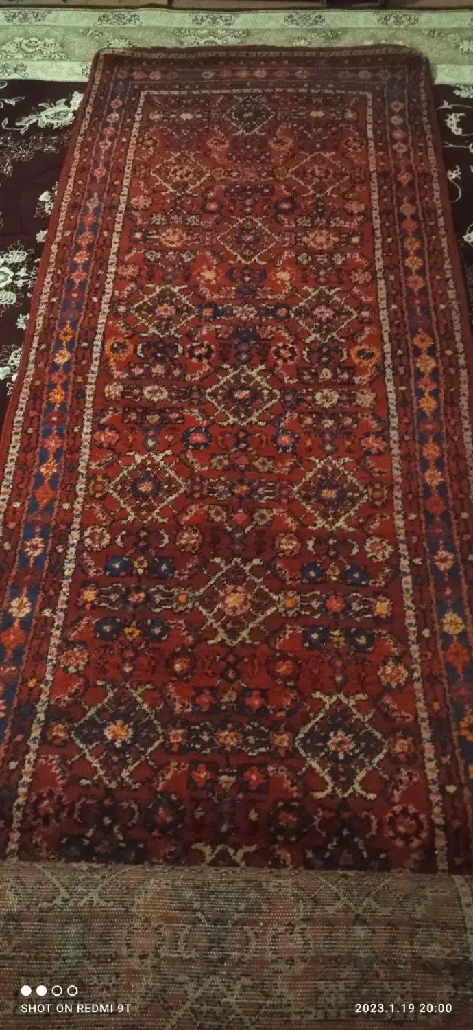 تعدادی کناره دست بافت|فرش|رباطکریم, رباطکریم|دیوار