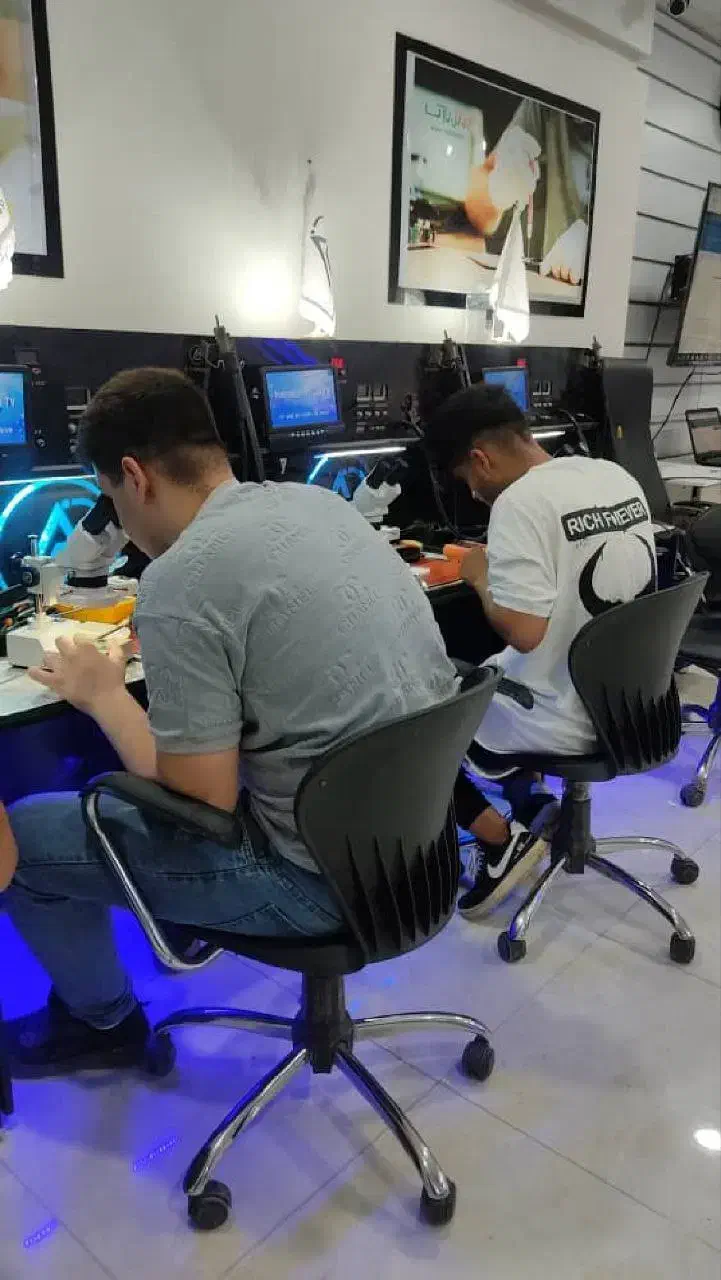 آموزش تعمیرات موبایل + 2 ماه کارورزی در بازار|خدمات آموزشی|اهواز, نادری|دیوار