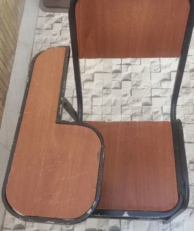 صندلی دسته دار|صندلی و نیمکت|نجف‌آباد, شریعتی|دیوار