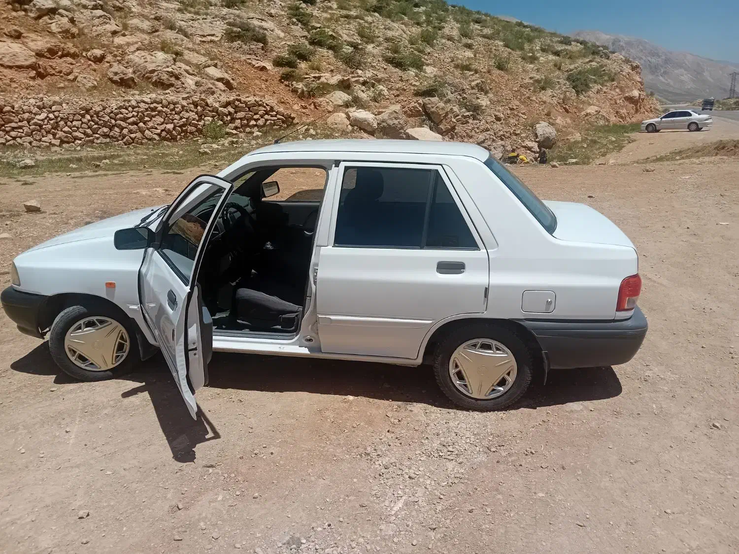 فروشی|خودرو سواری و وانت|لالی, |دیوار