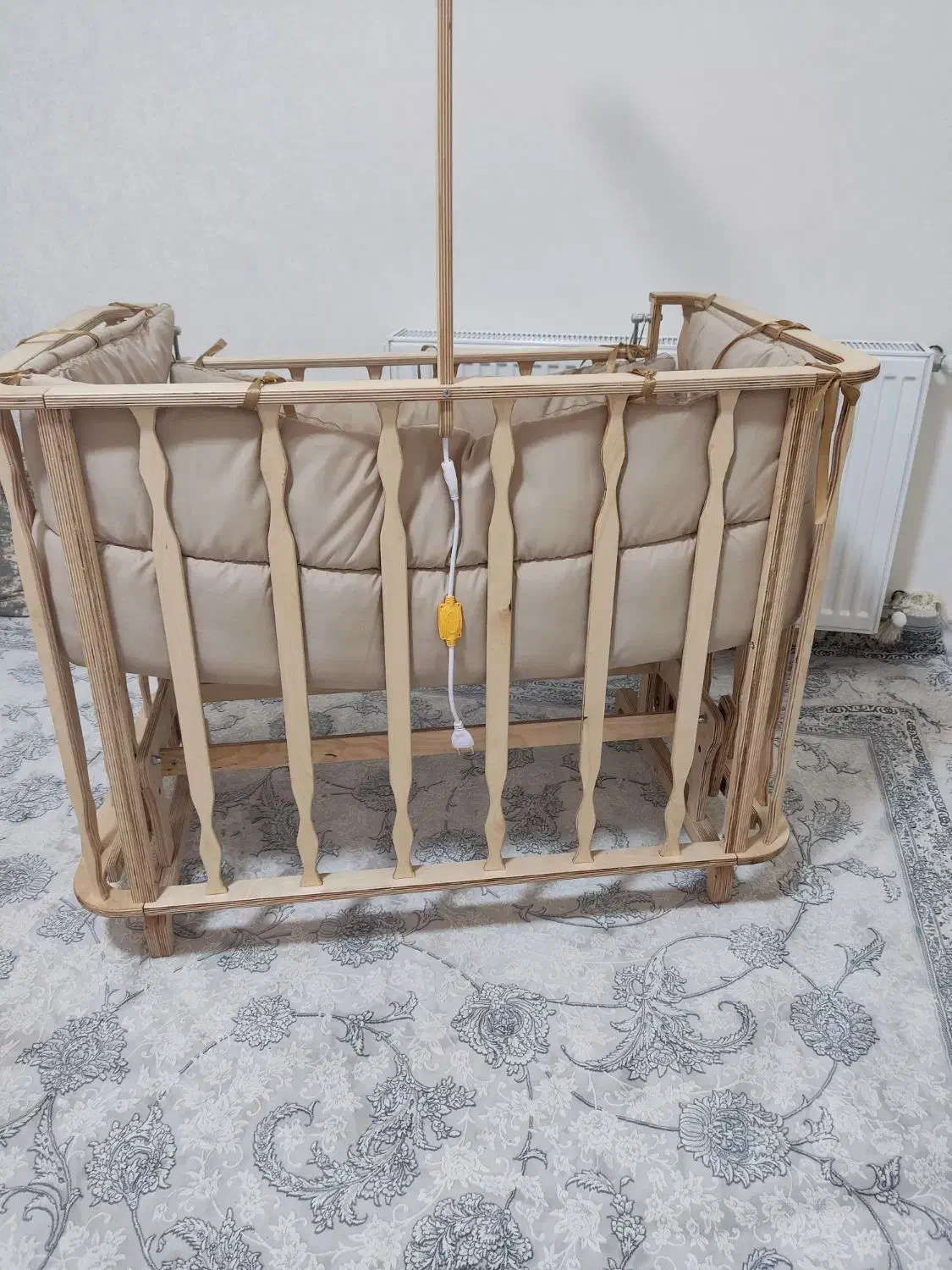 تخت کنار مادر|اسباب و اثاث بچه|شهرکرد, |دیوار