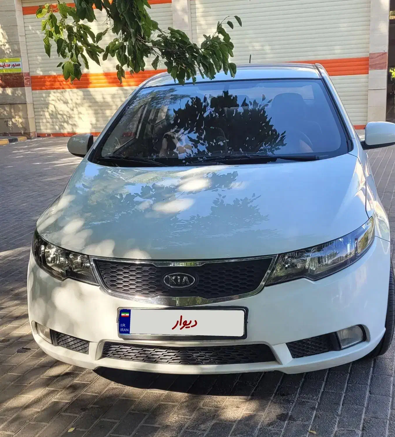 کیا سراتو اتوماتیک 1600cc، مدل ۲۰۱۲|خودرو سواری و وانت|اصفهان, احمدآباد|دیوار