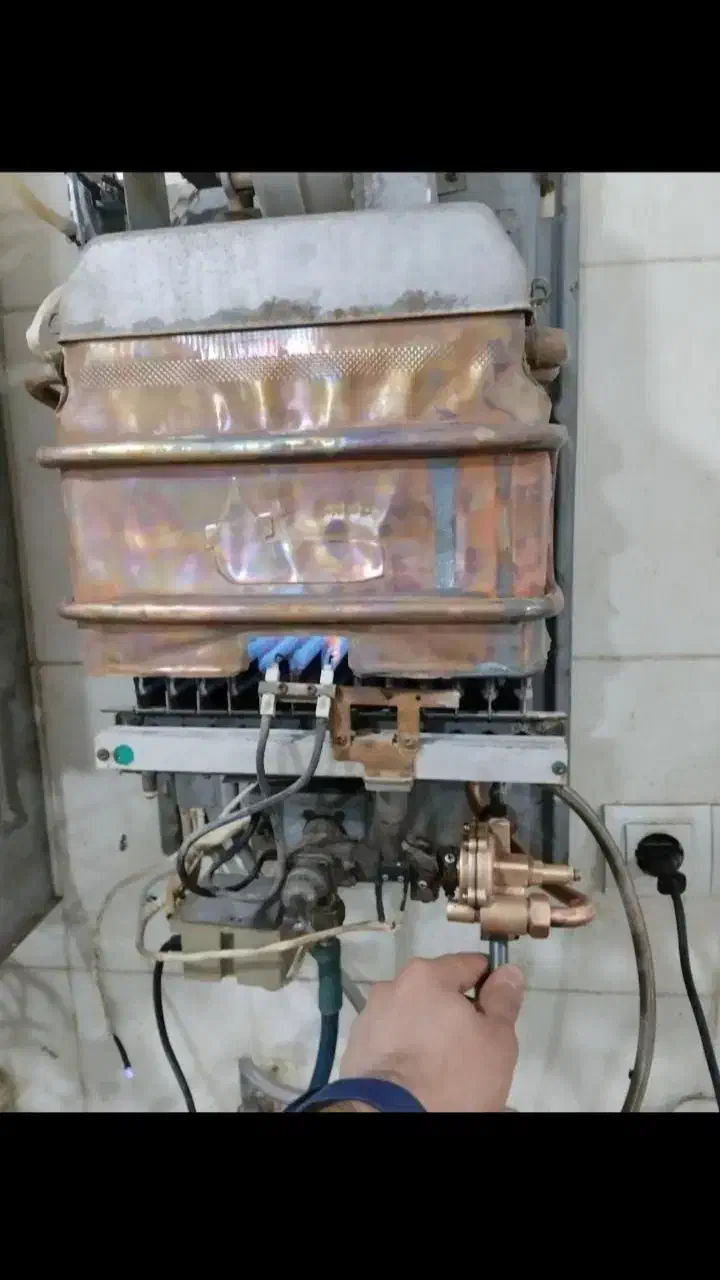 سرویس وتعمیر آبگرمکن گازی بادستگاه اسیدشویی|خدمات پیشه و مهارت|آبادان, |دیوار