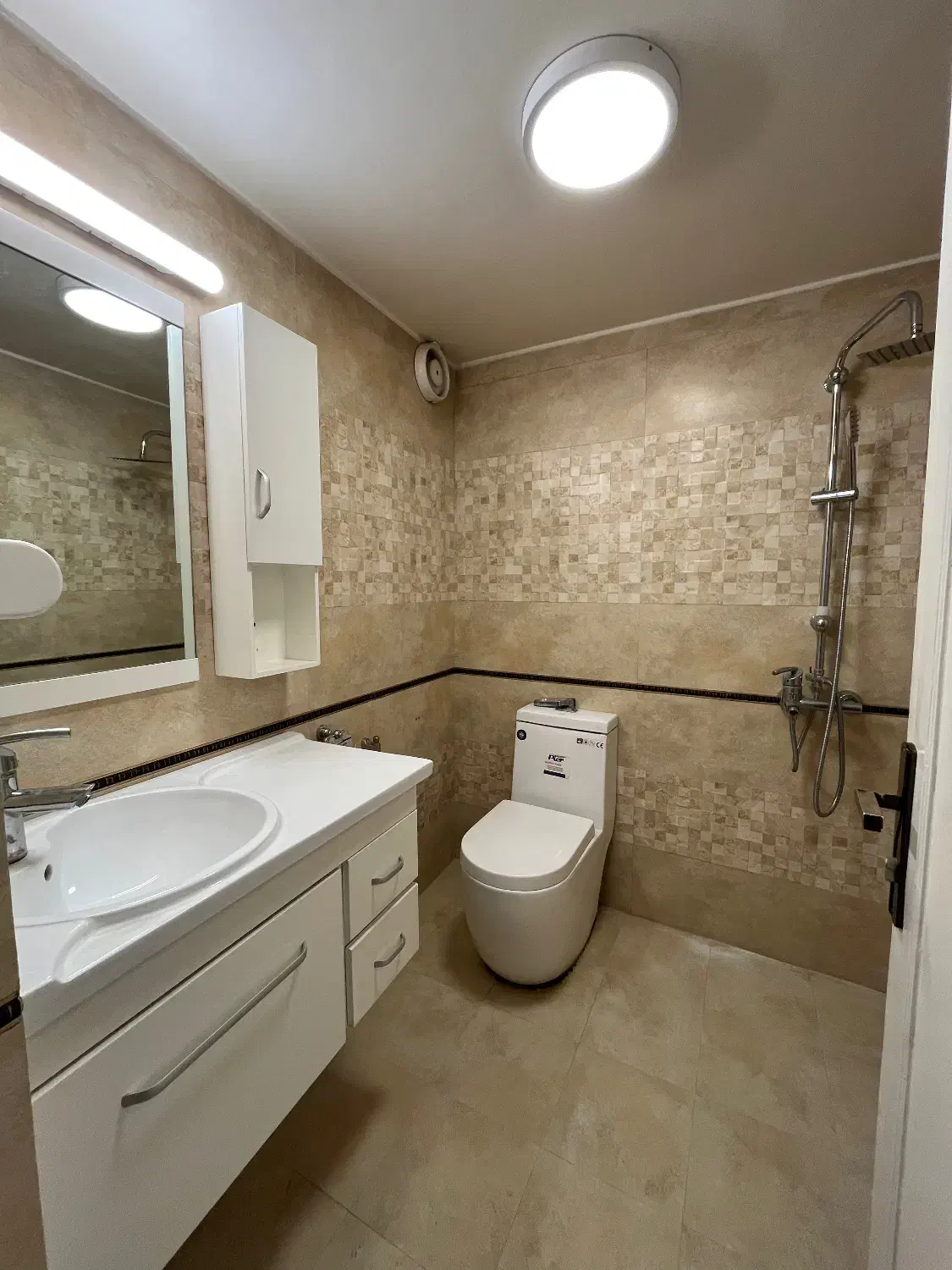 ۱۵۰متر فرمانیه سنبل آذرمینا/تاپ لوکیشن/پلان تفکیکی|اجارهٔ آپارتمان|تهران, فرمانیه|دیوار