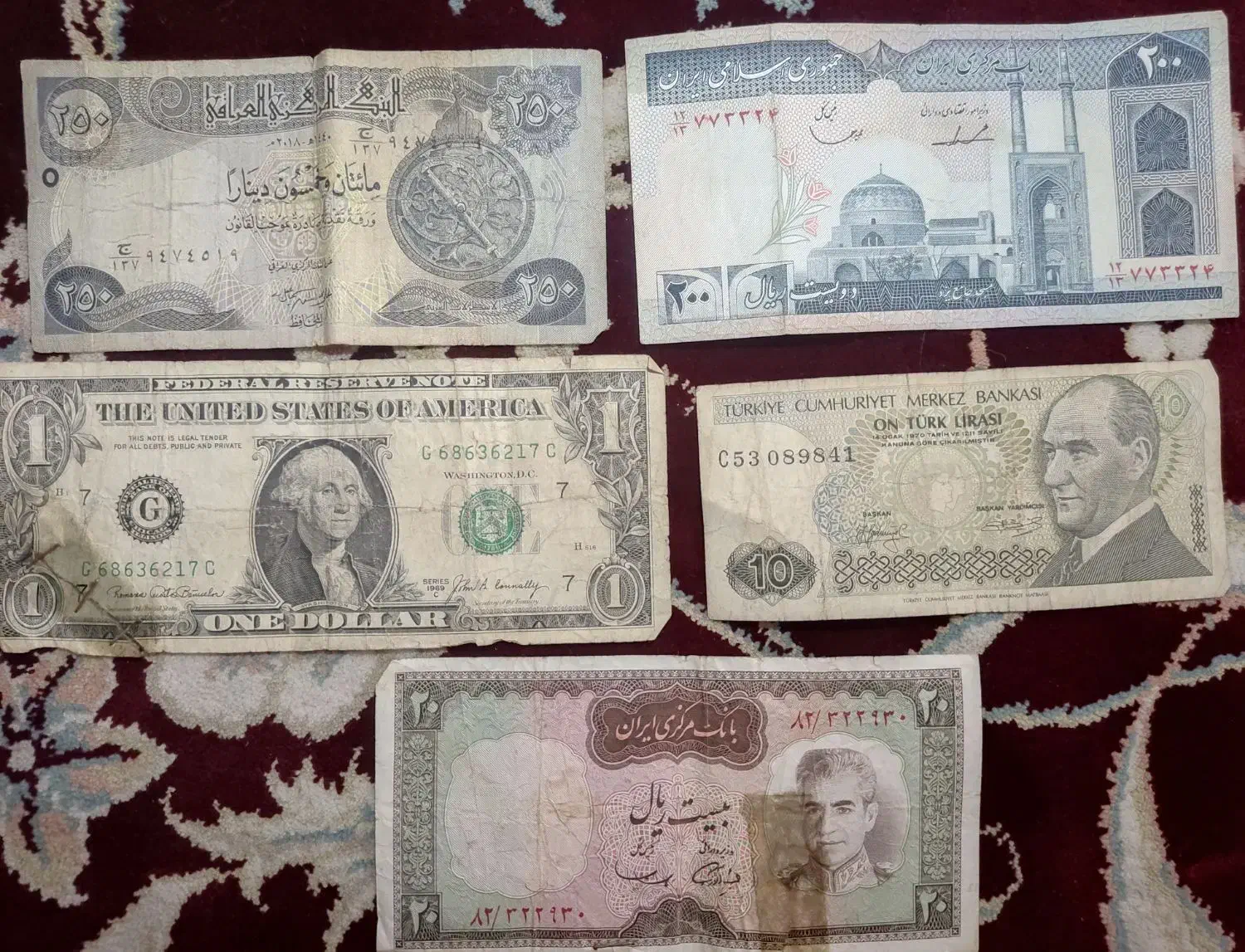 اسکناسهای قدیمی ایرانی و خارجی طبق عکسها|کلکسیون سکه، تمبر، اسکناس|شیراز, فرهنگ شهر|دیوار