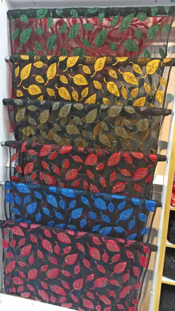 براسو گل ابریشم با ضمانت جنس ارزاتر از همه جا|لباس|کامیاران, |دیوار