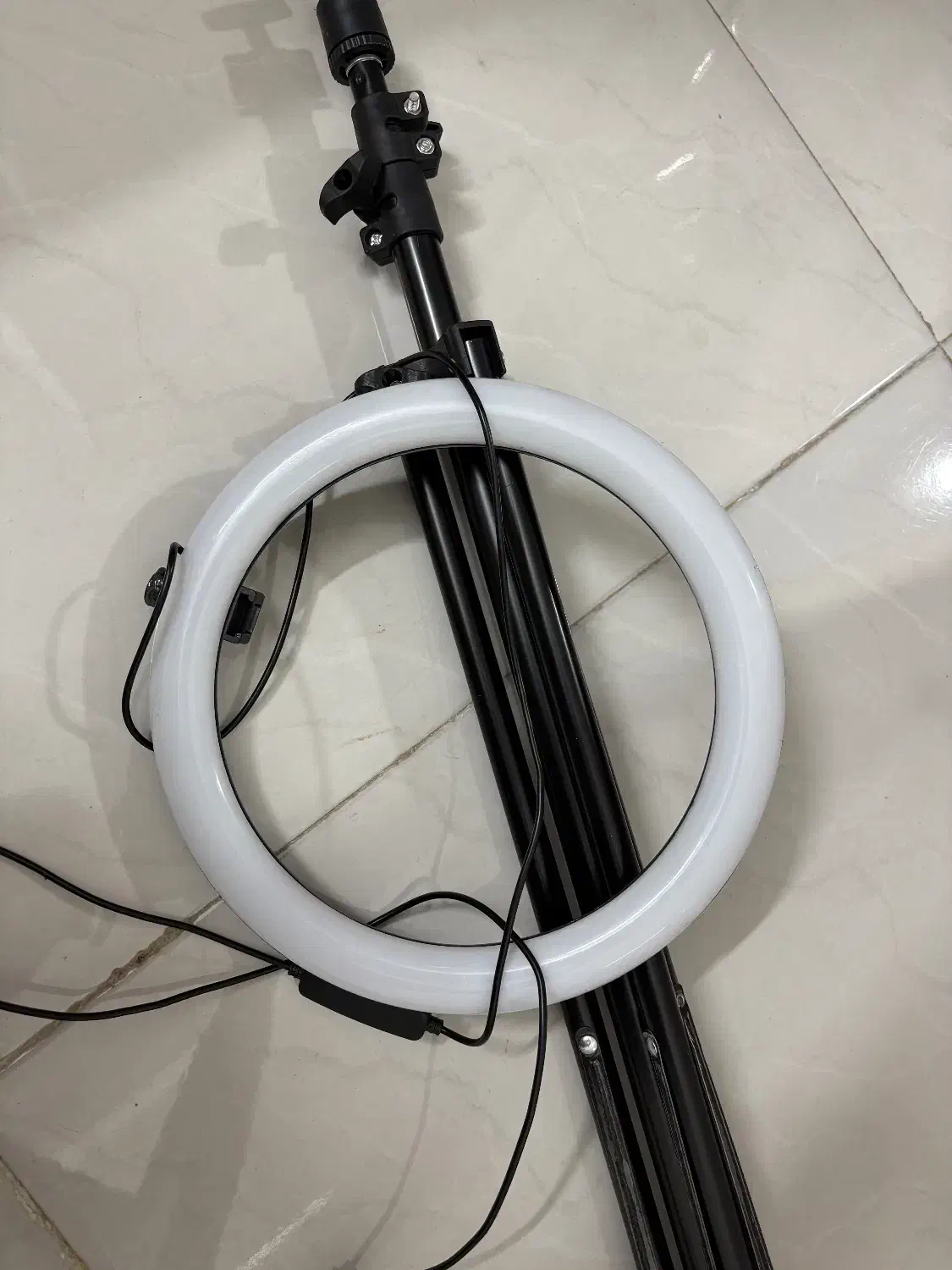 رینگ لایت|دوربین عکاسی و فیلم‌برداری|قم, نخودی|دیوار