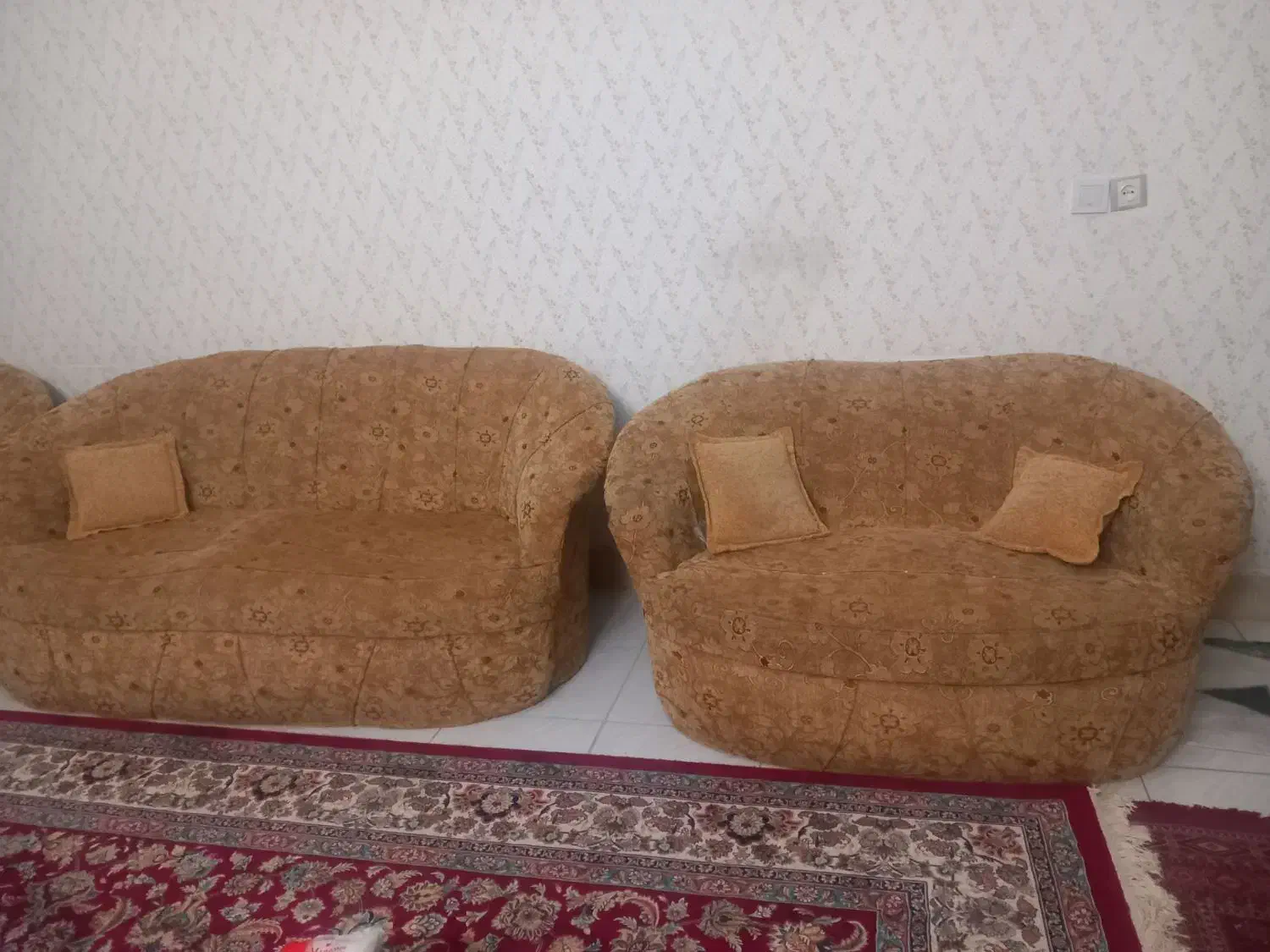 مبل هفت نفره سالم|مبلمان خانگی و میز عسلی|مشهد, امین آباد|دیوار