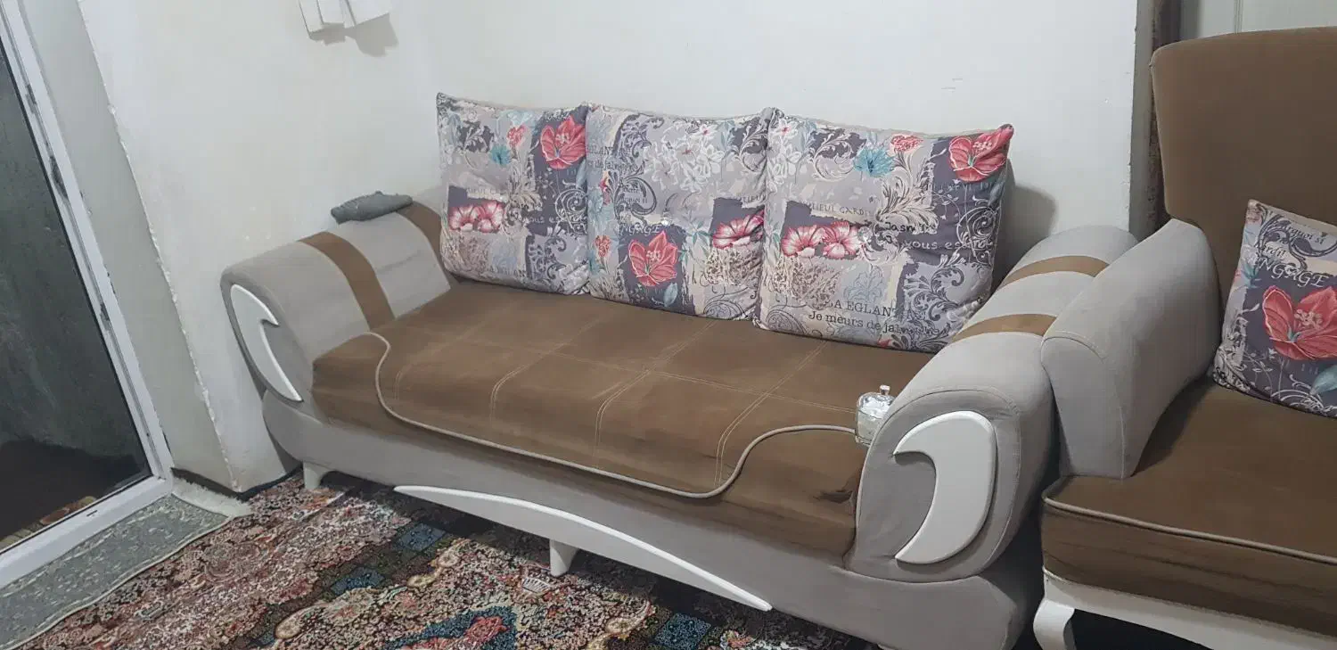 مبل سالم وتمیز|مبلمان خانگی و میز عسلی|سقز, |دیوار