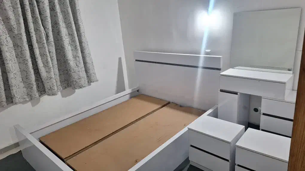 سرویس خواب کامل|تخت و سرویس خواب|هشتگرد, شهرک پامچال|دیوار