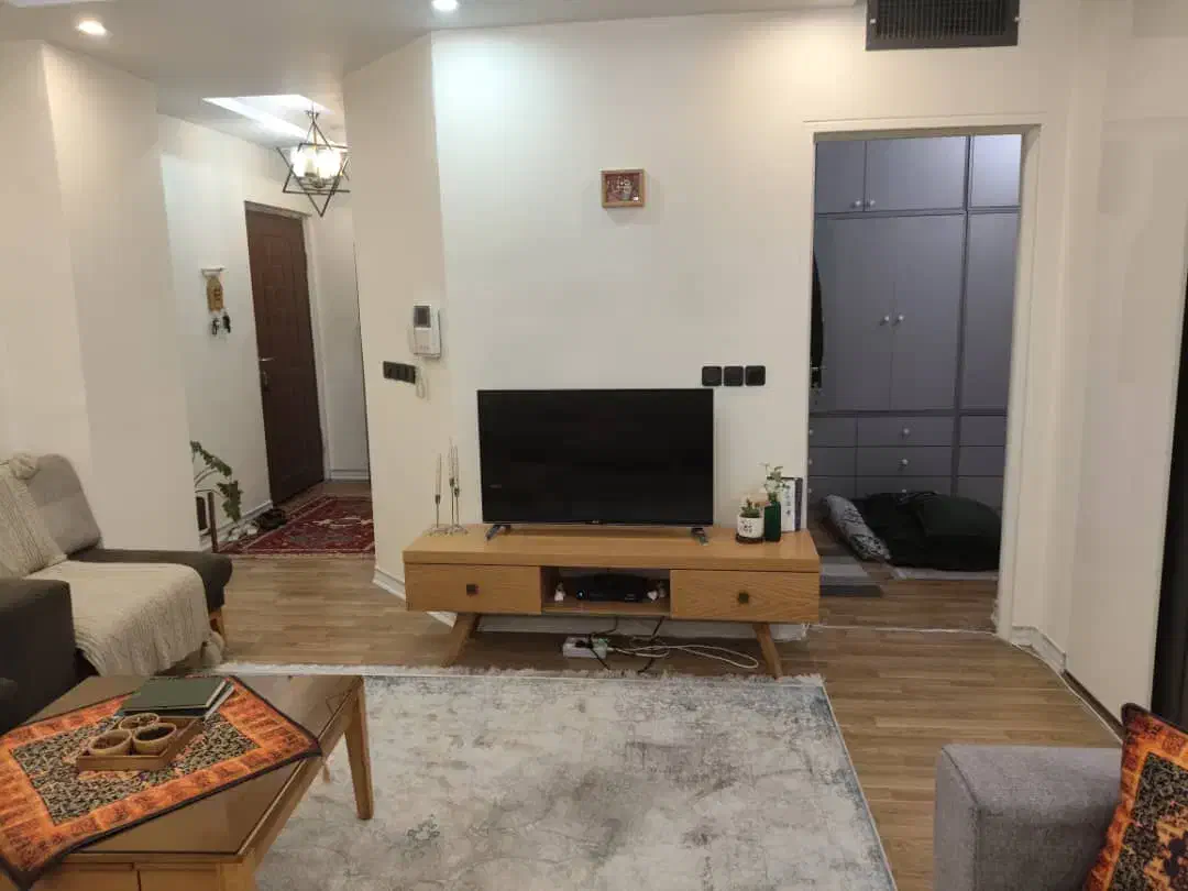 ۶۸ متر فول امکانات ۹ ساله لابی دار شاهین شمالی