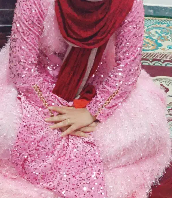 لباس|لباس|لردگان, |دیوار