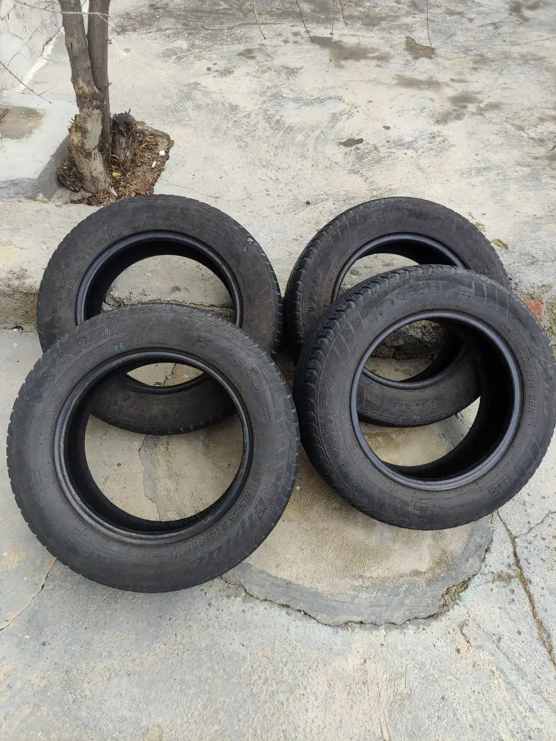 چهار حلقه لاستیک|قطعات یدکی و لوازم جانبی|کوهدشت, |دیوار