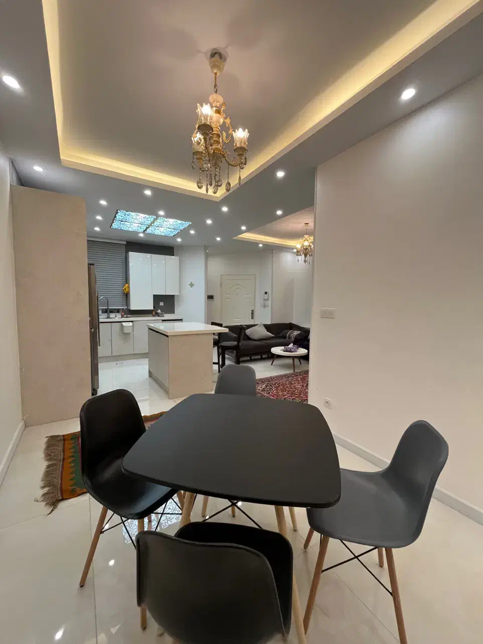 ونک ملاصدرا۵۵ متر ۱ خواب فول فرنیش باامکانات(مبله)