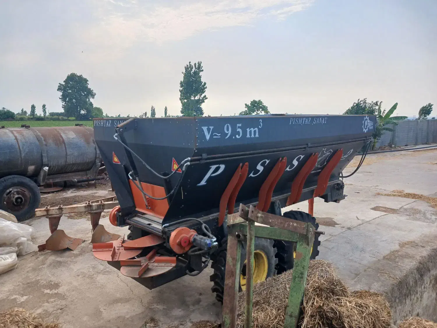 کود پاش دامی|ماشین‌آلات صنعتی|فیروزکوه, |دیوار