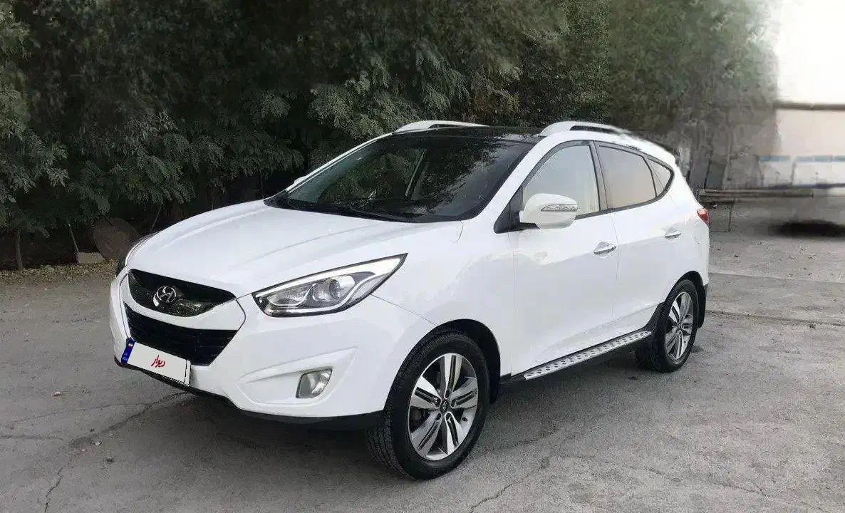 توسان ۲۰۱۳|خودرو سواری و وانت|تهران, عباسآباد|دیوار