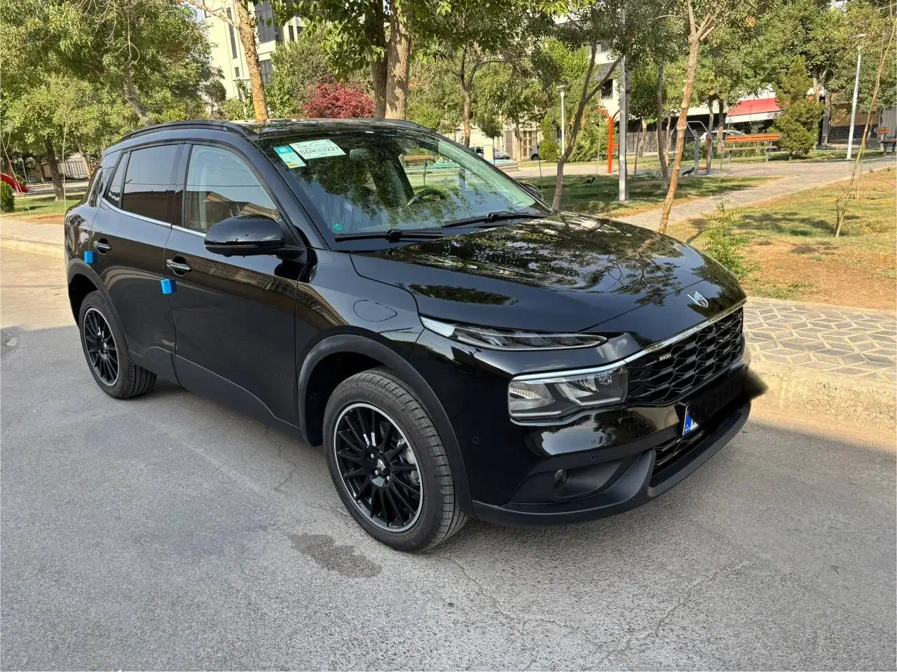 ری را مشکی صفر ۱۴۰۴ در پارکینگ شخصی مسقف|خودرو سواری و وانت|تهران, شهرک استقلال|دیوار