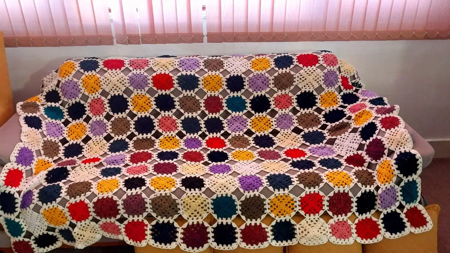 دست بافت|رختخواب، بالش، پتو|زنجان, |دیوار