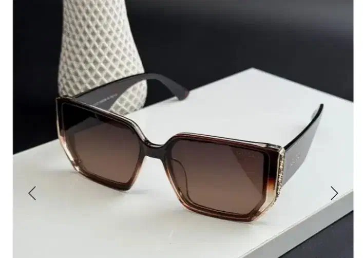 عینک آفتابی برند گوجی یو وی ۴۰۰|زیورآلات و اکسسوری|بردسیر, |دیوار