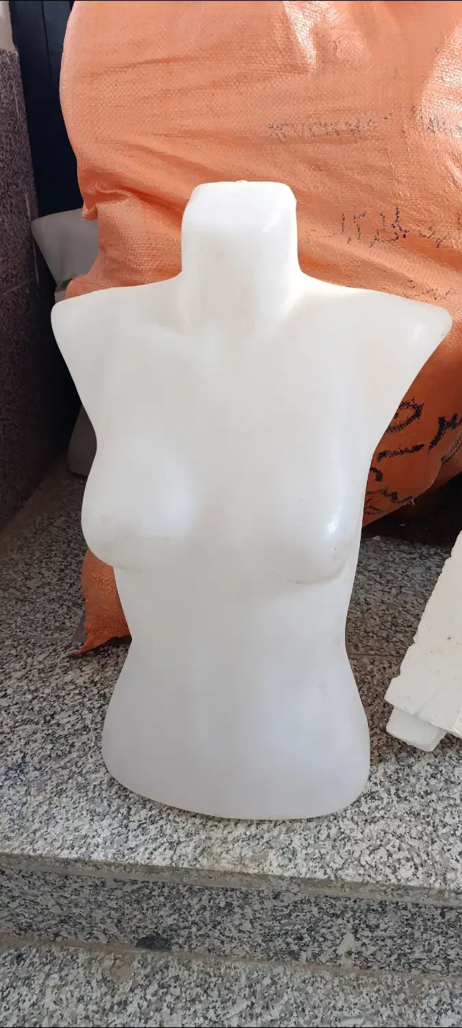 مانکن و صندلی مغازه|فروشگاه و مغازه|بیرجند, |دیوار