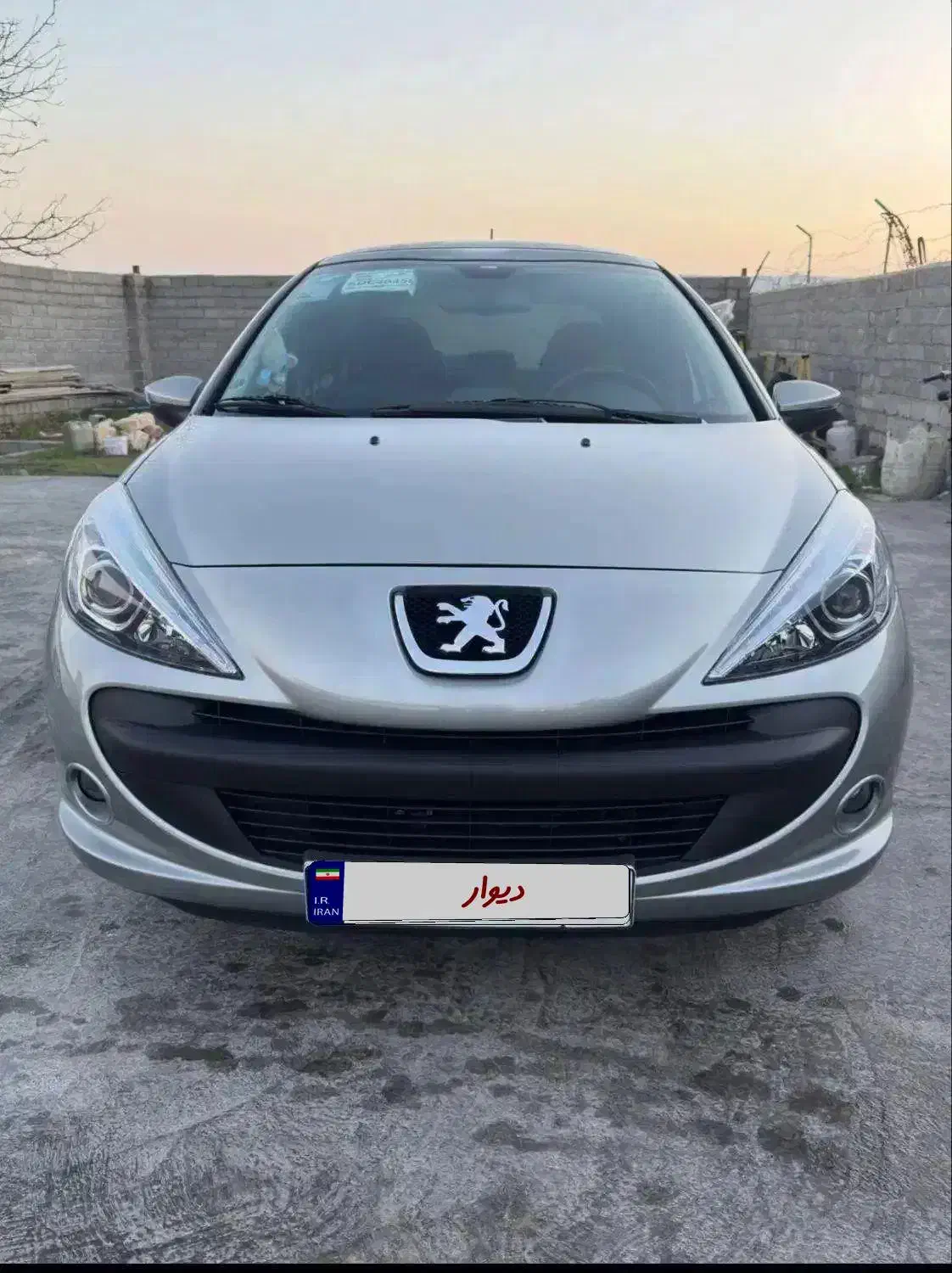 207i سقف پانوراما  دنده ای TU5P درحدصفر|خودرو سواری و وانت|ساری, |دیوار