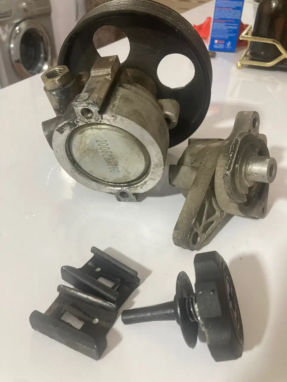 پمپ هیدرولیک ۲۰۶|قطعات یدکی و لوازم جانبی|جوانرود, |دیوار