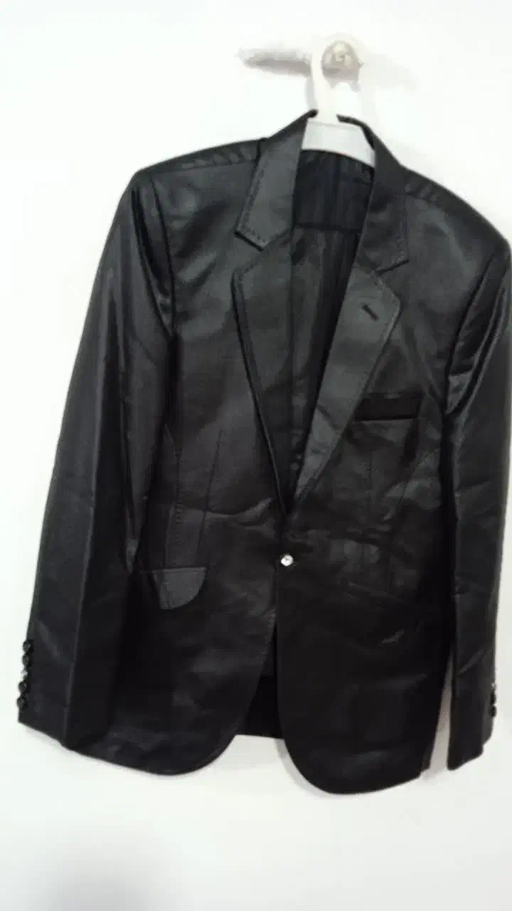 کت وشلوار مشکی سایز ۴۴ نونو|لباس|فردیس, شهرک ۱۱۰|دیوار