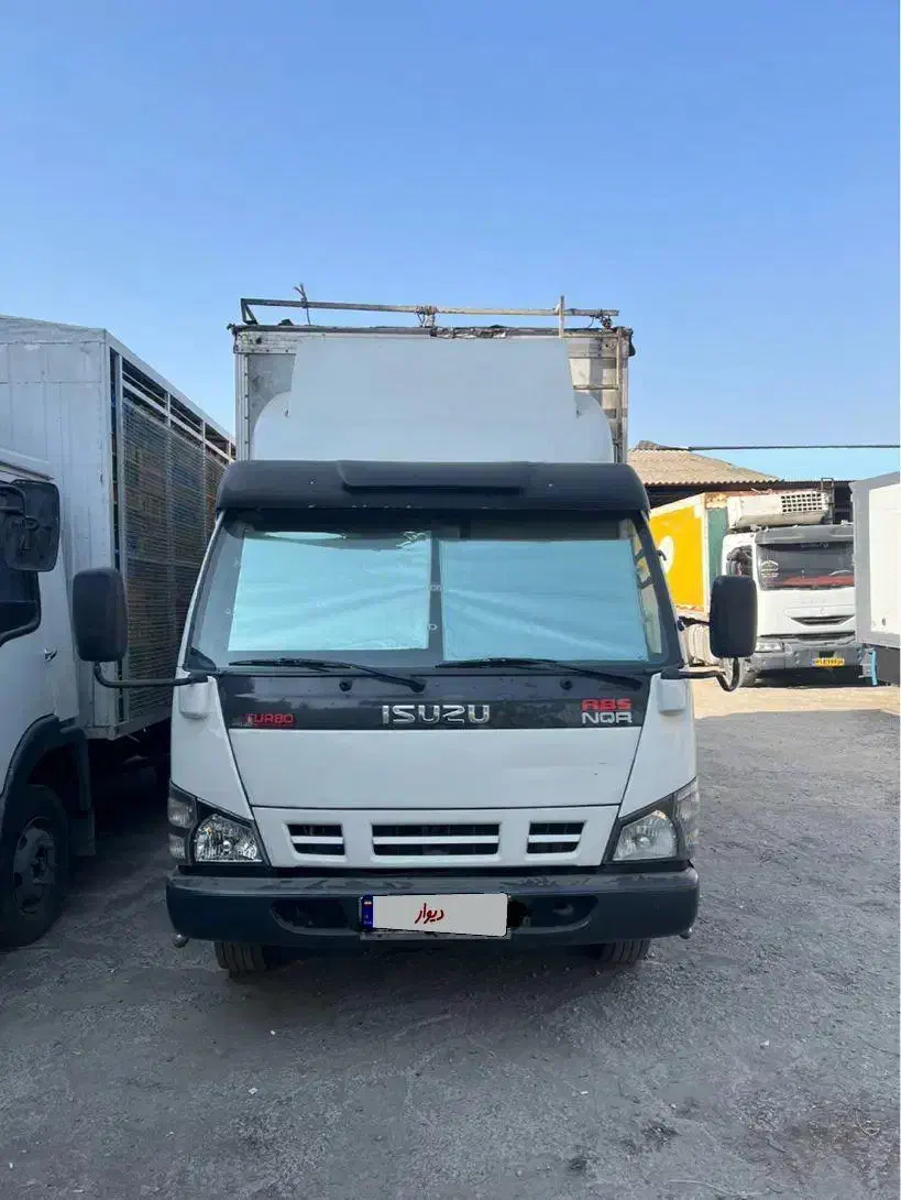 ایسوزو۶تن مدل۱۳۹۰ بدون رنگ موتور پلمپ|خودرو سنگین|گرگان, |دیوار