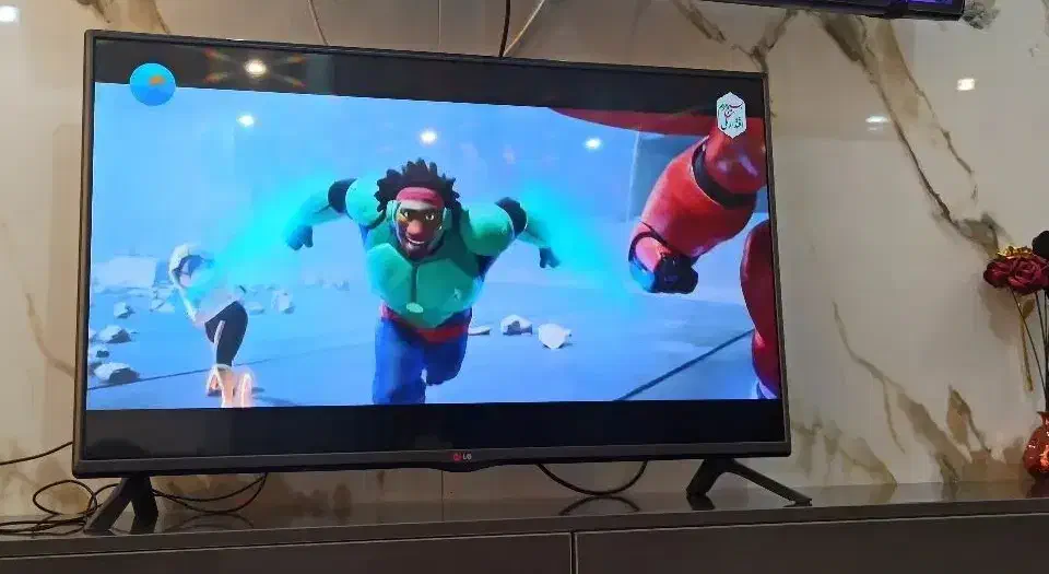 LED  LG 42 فول ال جی اصل کره به شرط معاوضه با PS4|تلویزیون و پروژکتور|بندر کنگان, |دیوار