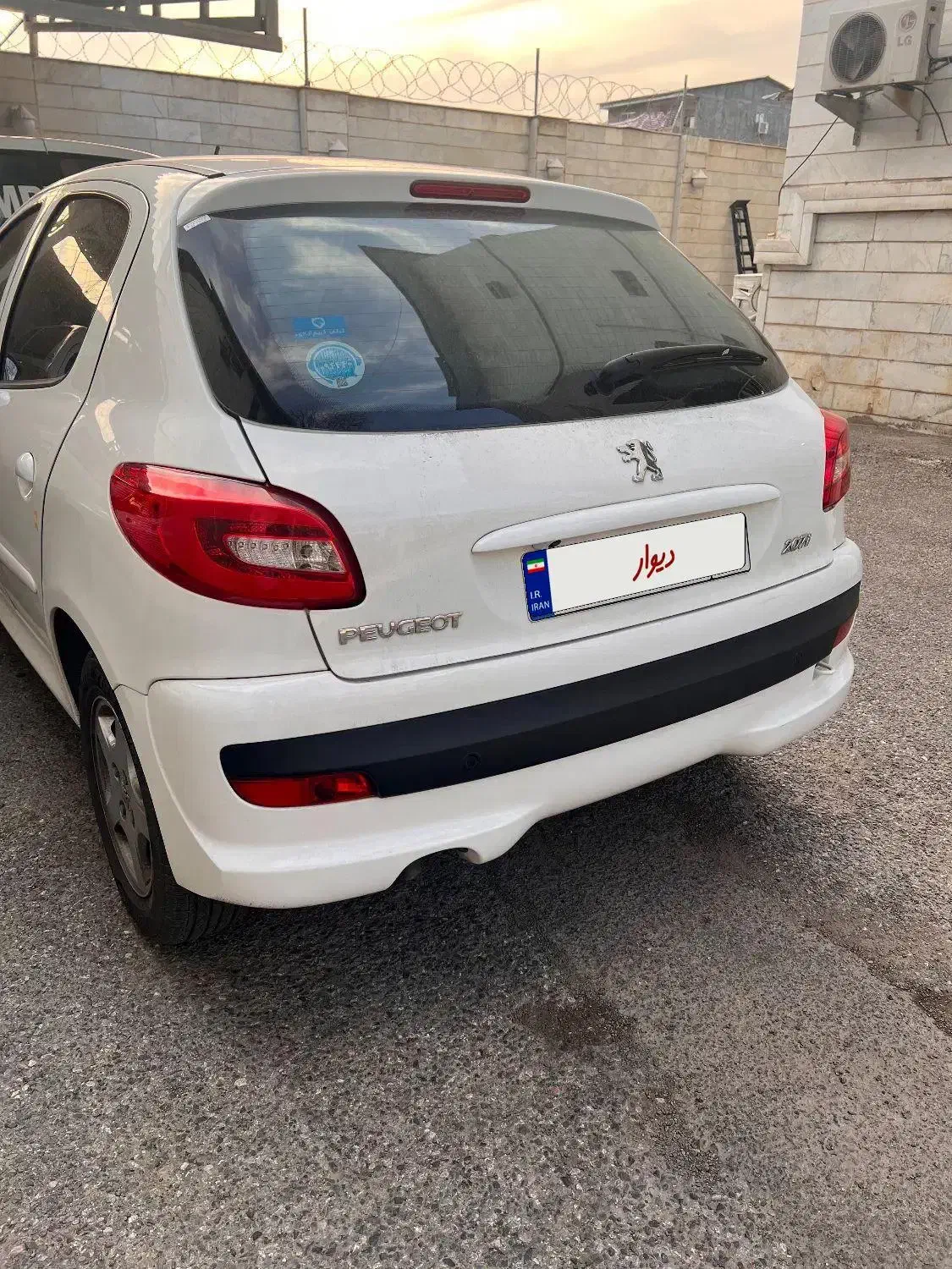 ۲۰۷ دنده دستی|خودرو سواری و وانت|گرگان, |دیوار