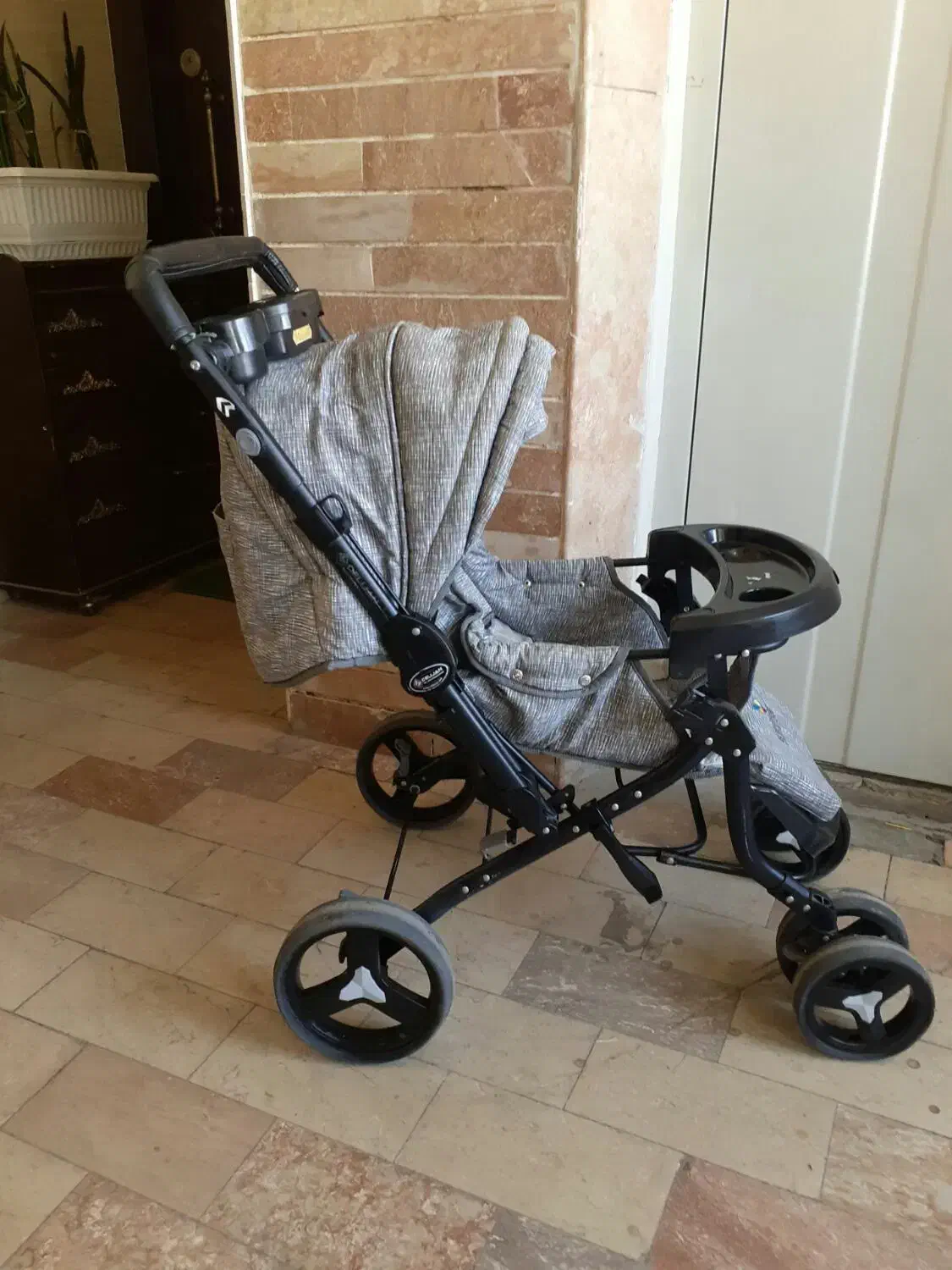 کالسکه وکریر بنیتا|کالسکه و لوازم جانبی|تبریز, |دیوار