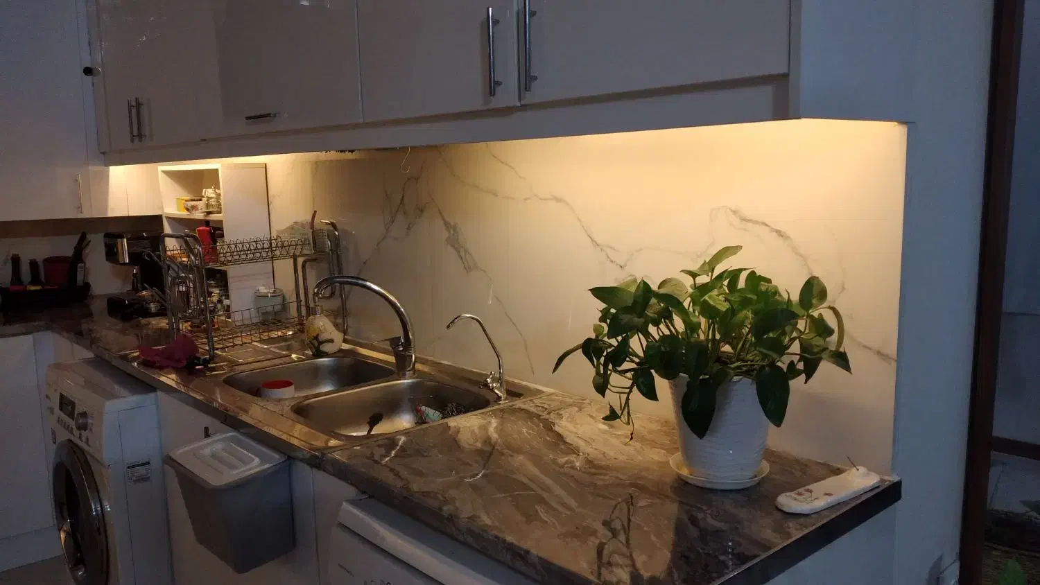 آپارتمان ۸۵ متری اوایل امیریه|فروش آپارتمان|مشهد, امیریه|دیوار