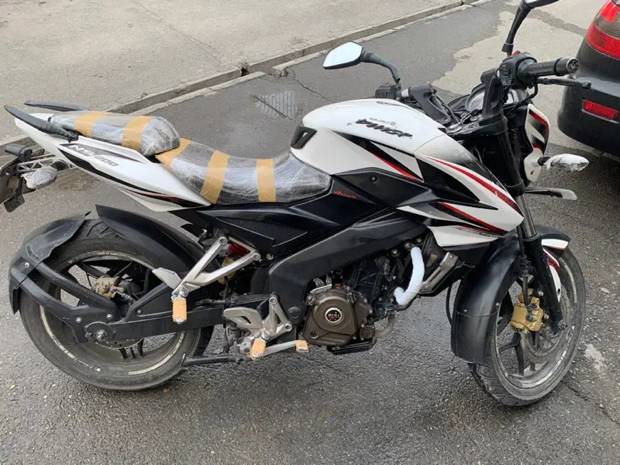 Ns200 مدل۹۵|موتورسیکلت|رباط‌کریم, شهرک صنعتی زواره‌ای|دیوار