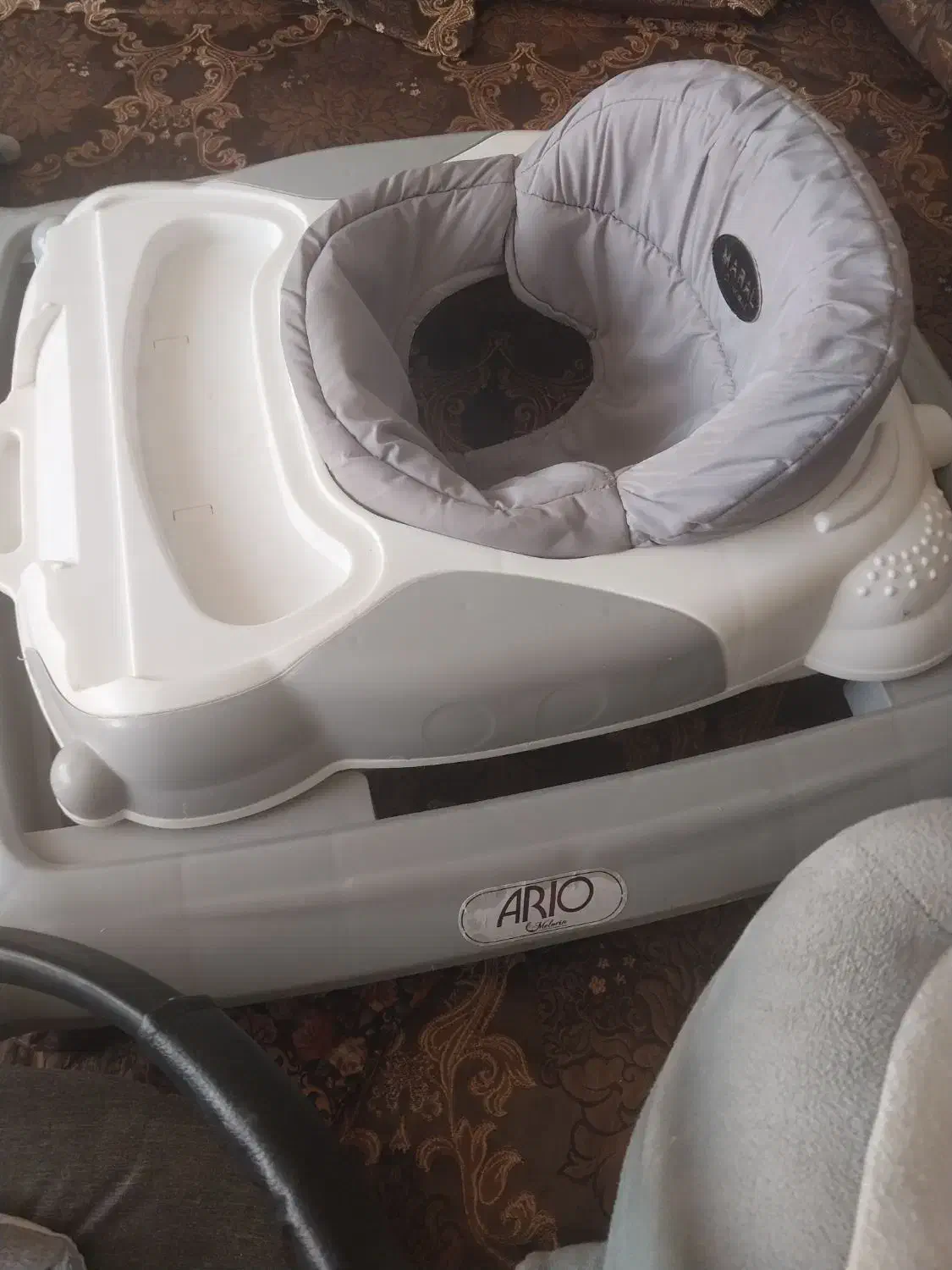 کلییر کالسکه|کالسکه و لوازم جانبی|شهرضا, |دیوار