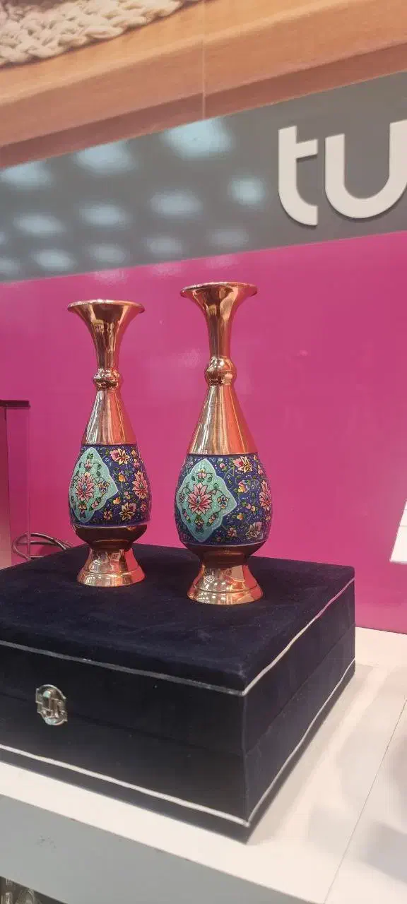 گلدان مسی|صنایع دستی و سایر لوازم تزئینی|اسلام‌شهر, مطهری|دیوار