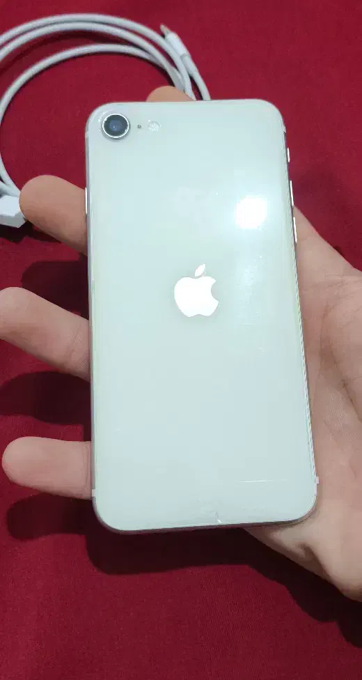 اپل،ایفون iPhone SE (2020)|موبایل|چناران, |دیوار