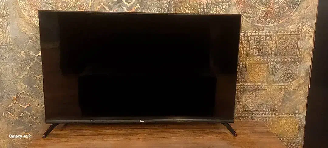 تلویزیون Gplus ۴۳ اینچ|تلویزیون و پروژکتور|پرند, فاز ۲|دیوار