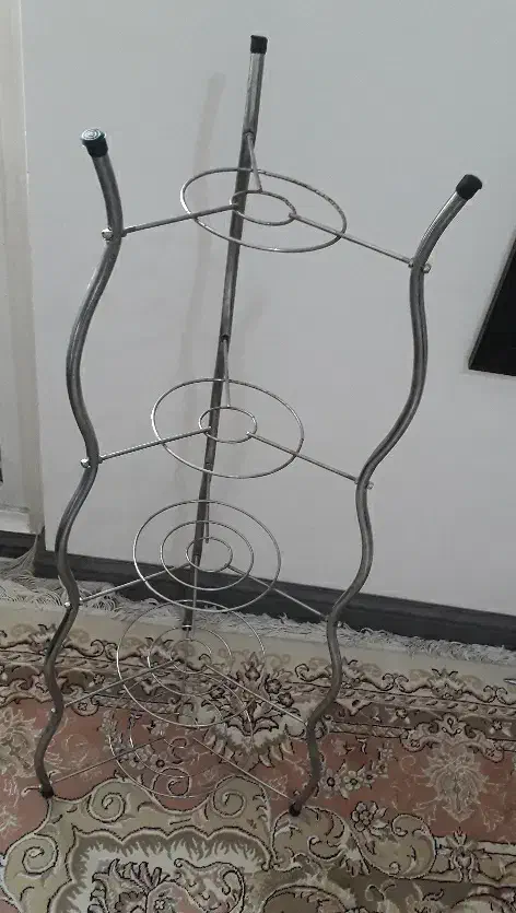 استند قابلمه|آبچکان و نظمدهنده ظروف|شیراز, کوشک میدان|دیوار