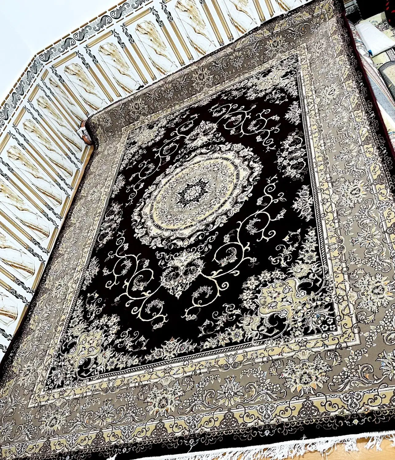 فرش فرهی ۹ متری  قیمت توافقی|فرش|گیلان غرب, |دیوار