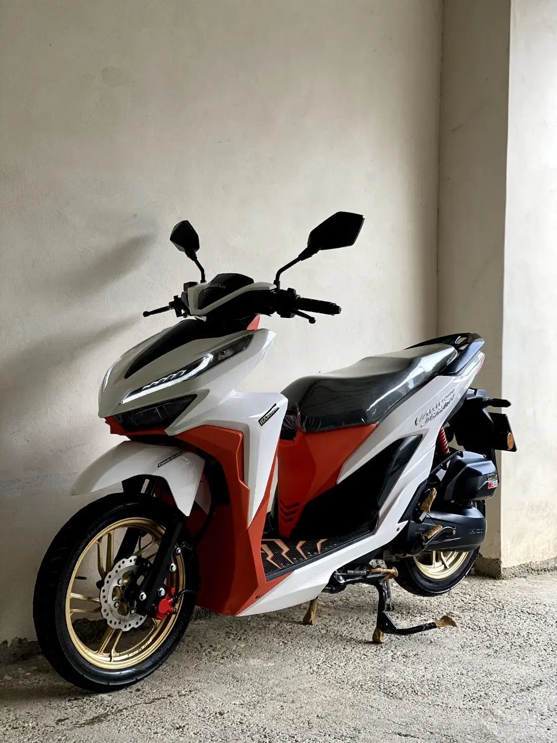 کلیک واریو ۱۸۰ cc|موتورسیکلت|رامسر, |دیوار