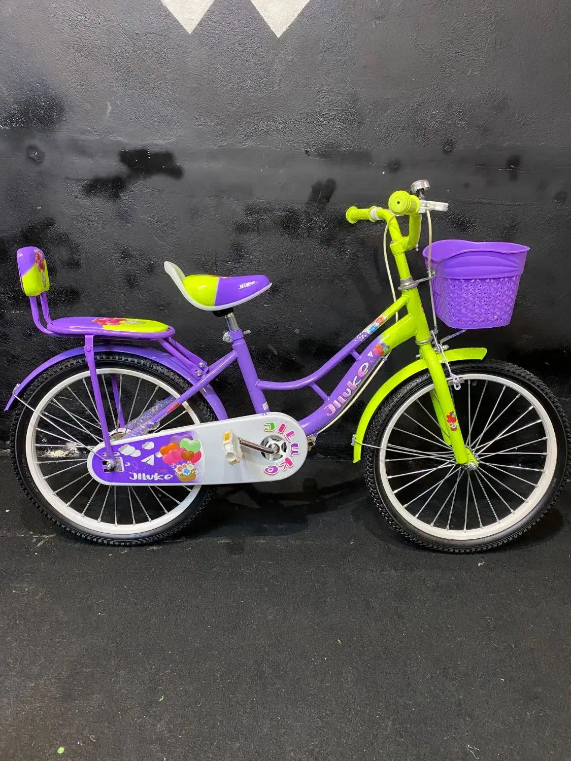 دوچرخه سایز ۲۰ برای سنین ۶ تا ۱۲ سال تعداد محدود|دوچرخه، اسکیت، اسکوتر|رشت, باهنر|دیوار