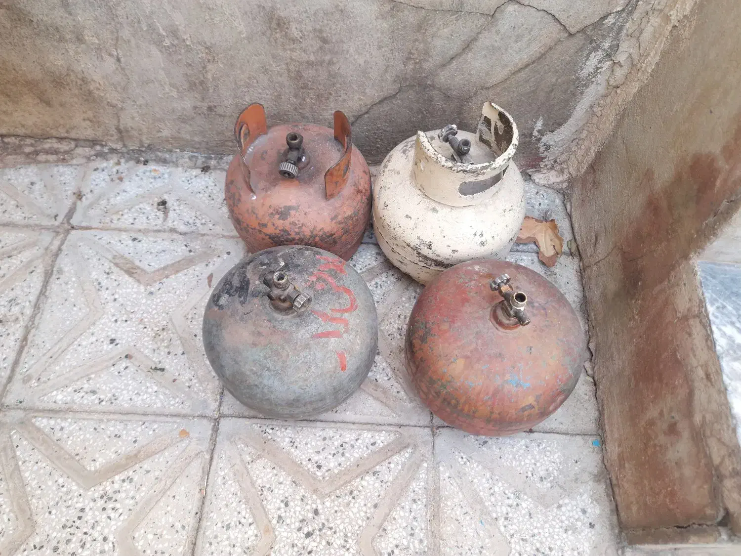 ۴عدد پیک نیک دونه ای ۵۰۰|اجاق گاز و لوازم برقی پخت‌وپز|کوهدشت, |دیوار