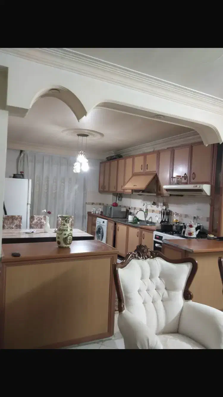 اپارتمان ۸۲ متری/ پارکینگ/ زیر قیمت ( عارف شمالی)|فروش آپارتمان|تهران, نیروی هوایی (پیروزی)|دیوار