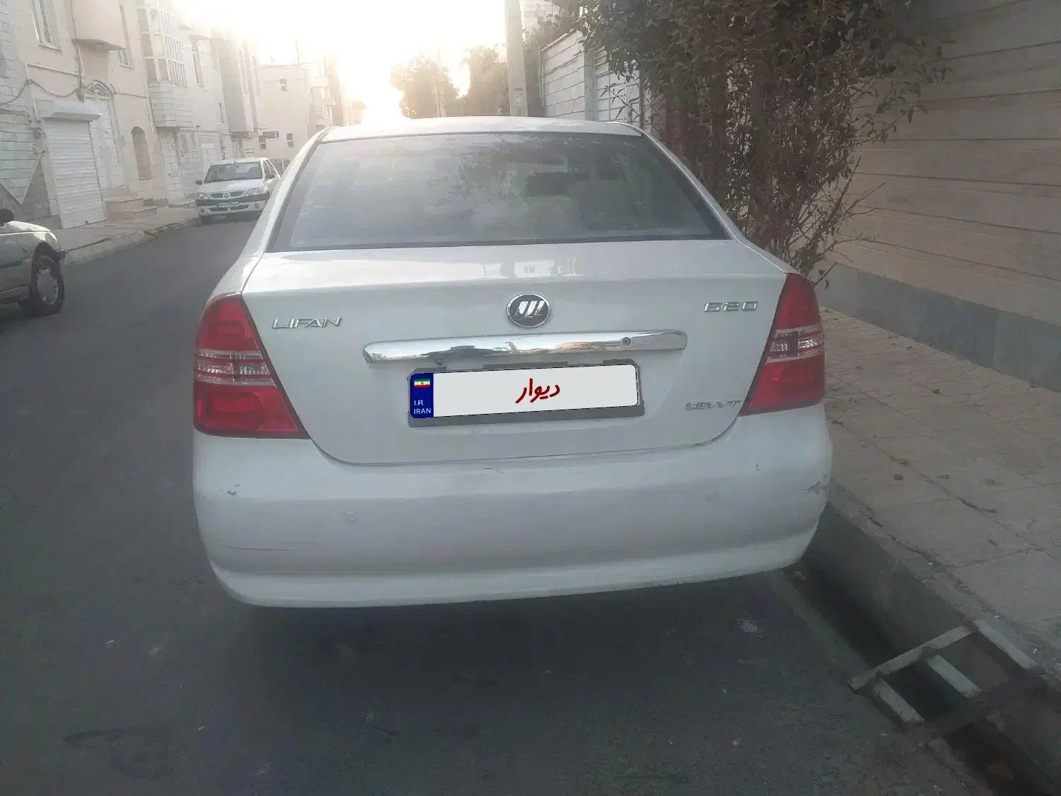 ماشین لیفان ۶۲۰.  ۱۸۰۰|خودرو سواری و وانت|زنجان, |دیوار