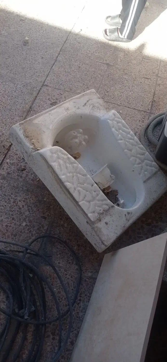 روشویی و سنگ دستشویی|لوازم سرویس بهداشتی|دوگنبدان, |دیوار