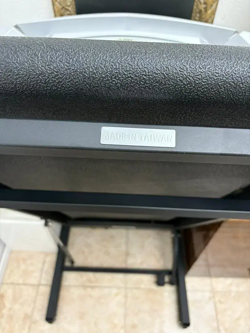 تردمیل مگافیتنس اصل تایوان|تجهیزات ورزشی|شاهین‌شهر, عطار|دیوار