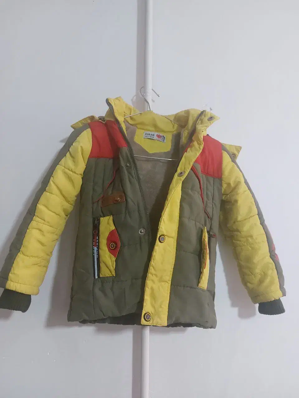 کاپشن پسرانه|کفش و لباس بچه|اسلامآباد غرب, |دیوار