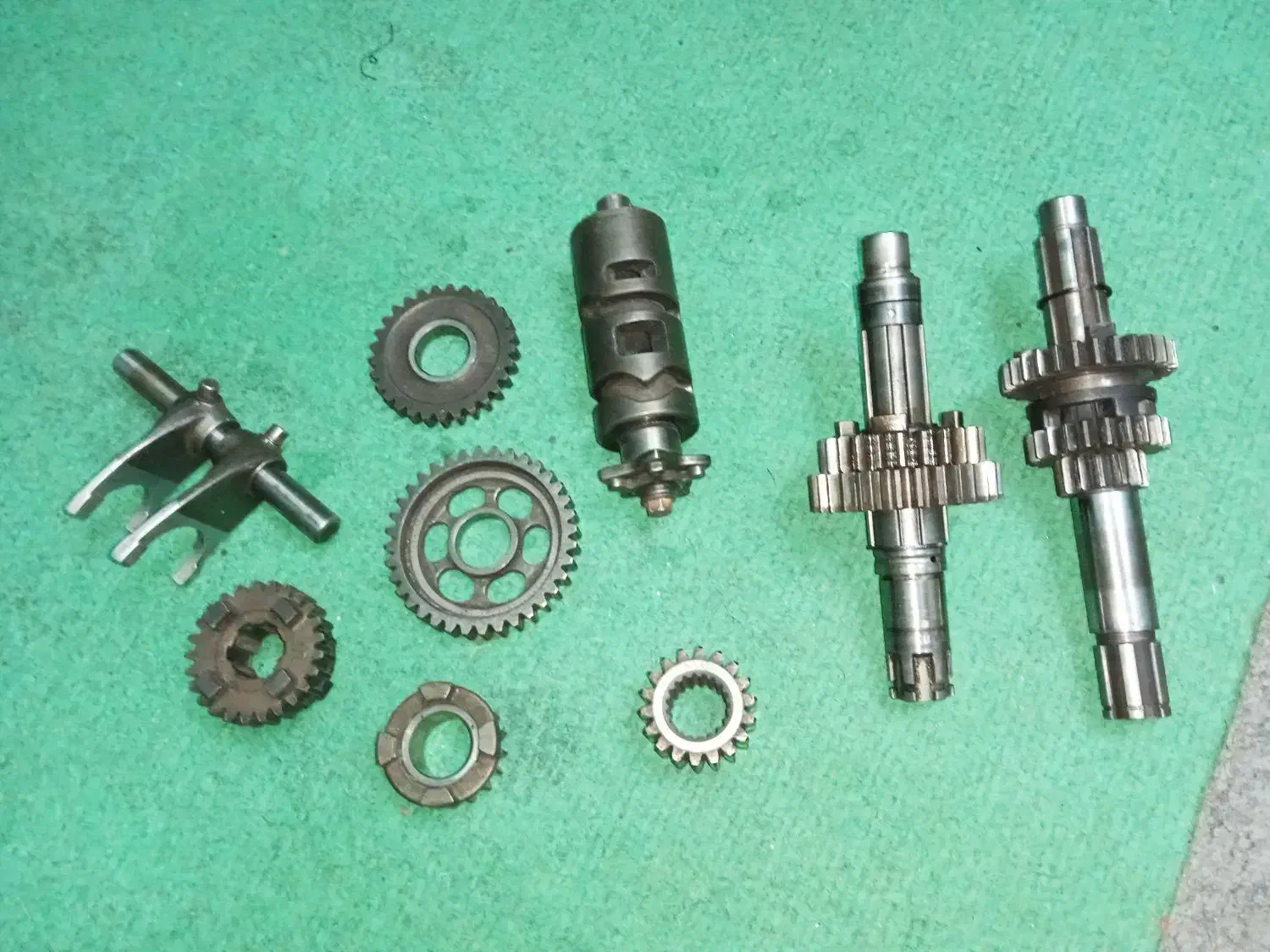 وسایل موتور سیکلت گیربکس|قطعات یدکی و لوازم جانبی|آبادان, |دیوار