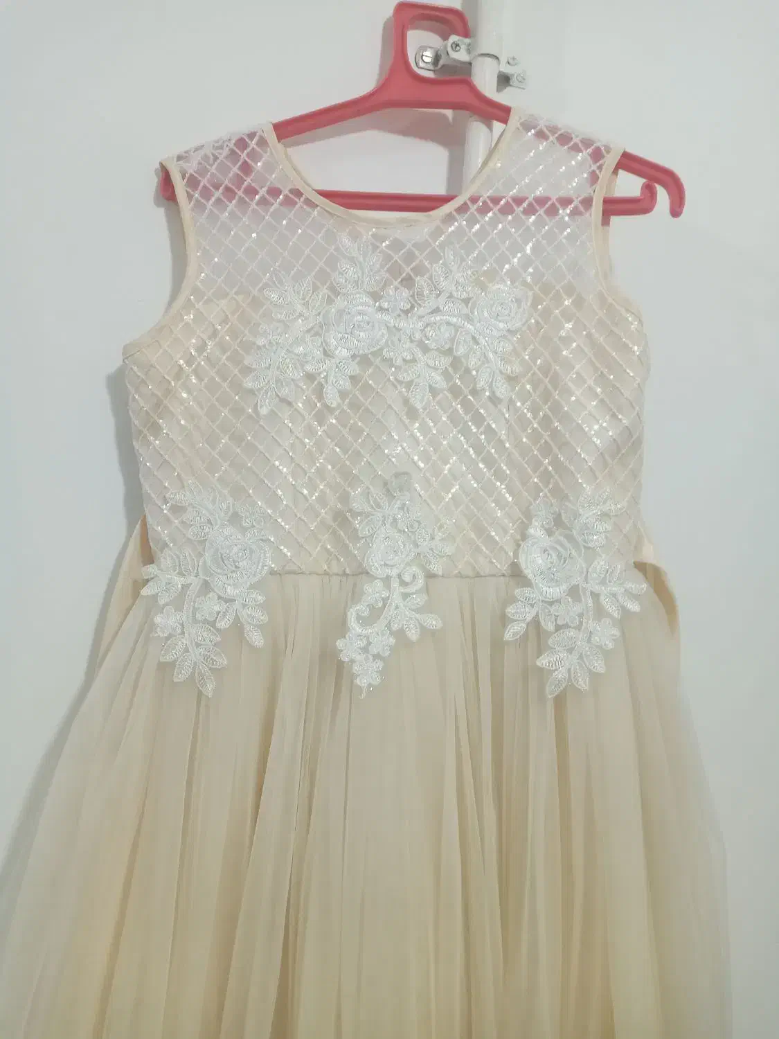 لباس مجلسی|لباس|مسجد سلیمان, |دیوار