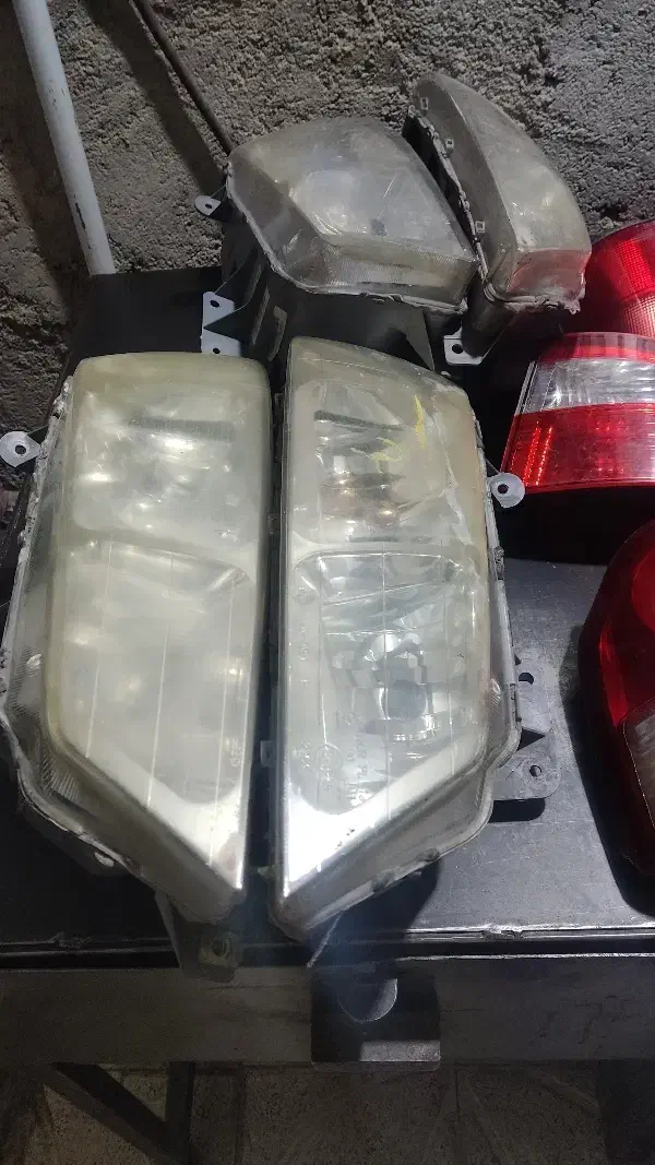 چراغ وتلق پراید و پژو یکجا یک میلیون|قطعات یدکی و لوازم جانبی|شریفآباد, |دیوار